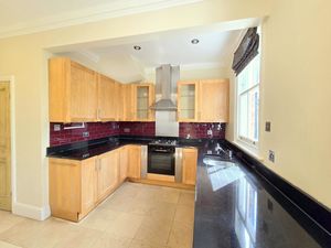 Photo 33- click for photo gallery